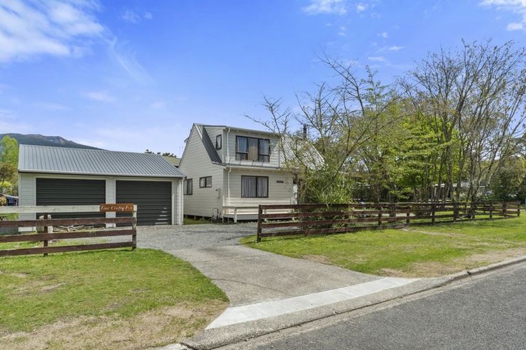 Photo of property in 25 Kokopu Street, Turangi, 3334