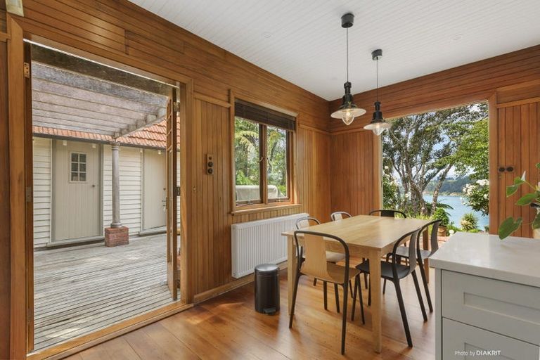 Photo of property in 51 Grafton Road, Roseneath, Wellington, 6011