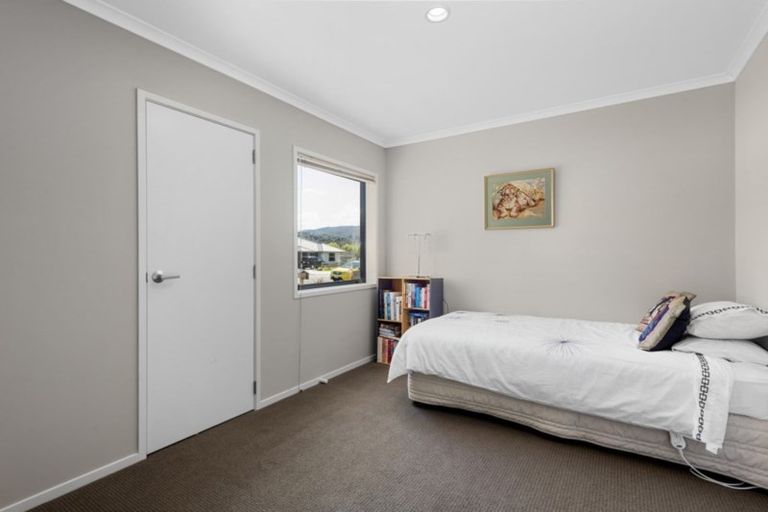 Photo of property in 7 Sunstone Crescent, Brown Owl, Upper Hutt, 5018