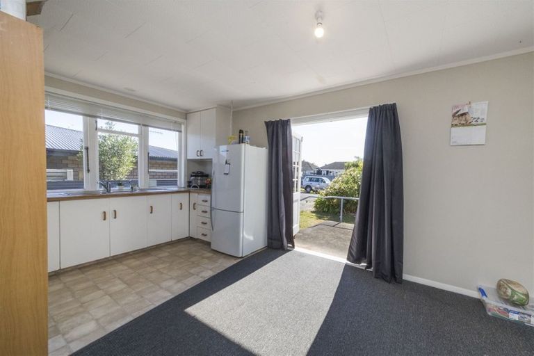 Photo of property in 4 Leicester Street, Terrace End, Palmerston North, 4410