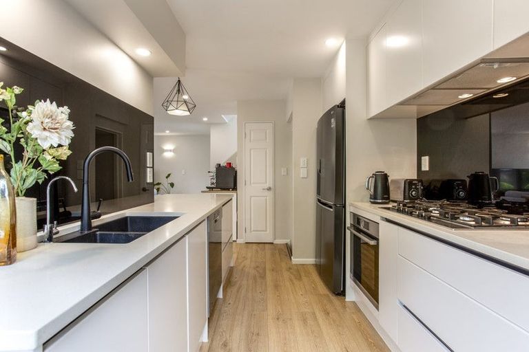 Photo of property in 29a Glendon Avenue, Avondale, Auckland, 1026