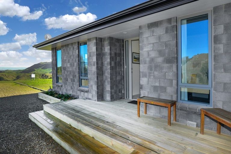 Photo of property in 1277 Maraetotara Road, Maraetotara, Havelock North, 4294