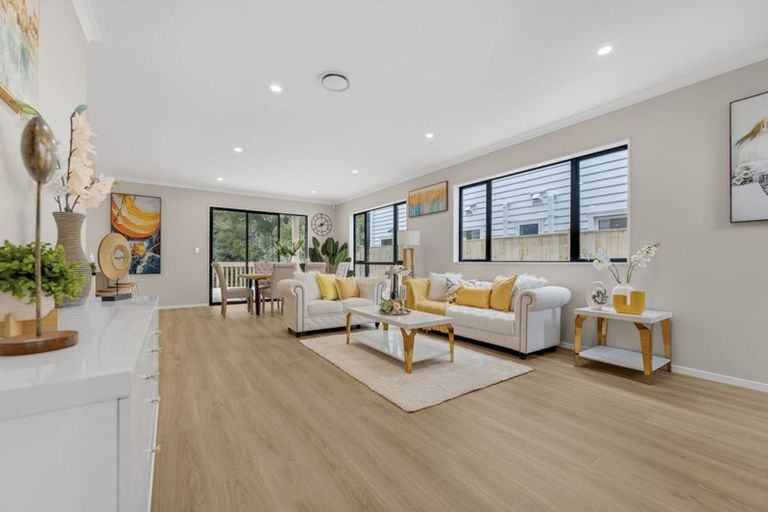 Photo of property in 2e Hughs Way, Flat Bush, Auckland, 2019