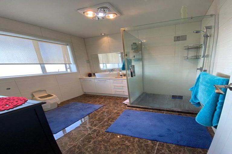 Photo of property in 22 Carlos Drive, Flat Bush, Auckland, 2016