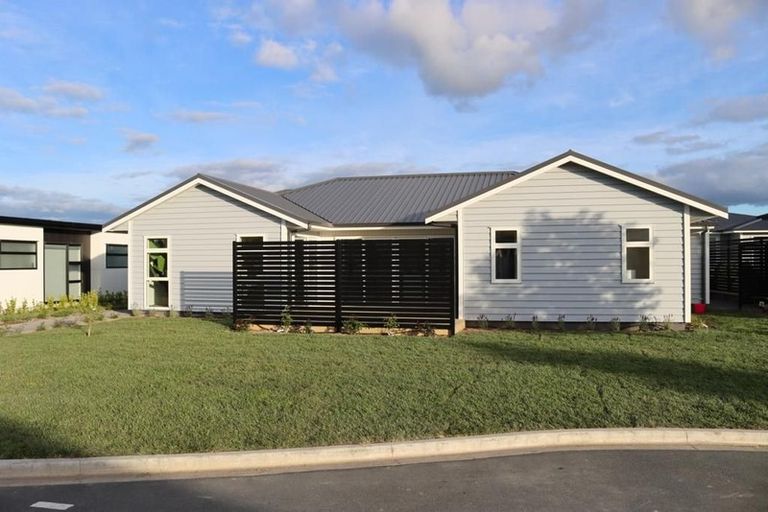 Photo of property in 19 Bastille Court, Rangatira Park, Taupo, 3330