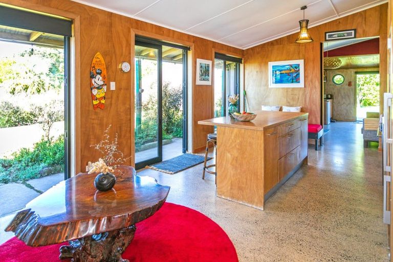Photo of property in 7 Pye Place, Hot Water Beach, Whitianga, 3591