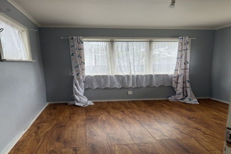 Photo of property in 6 Balfour Road, Manurewa, Auckland, 2102