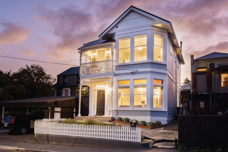 Photo of property in 31 Hart Street, Belleknowes, Dunedin, 9011