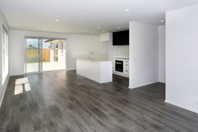 Photo of property in 6 Rainsford Road, Pukekohe, 2120