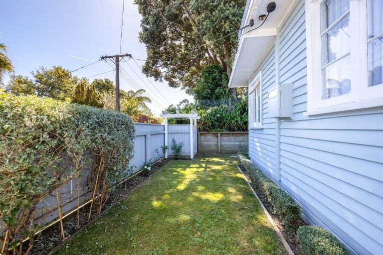 Photo of property in 475b Saint Aubyn Street, Moturoa, New Plymouth, 4310