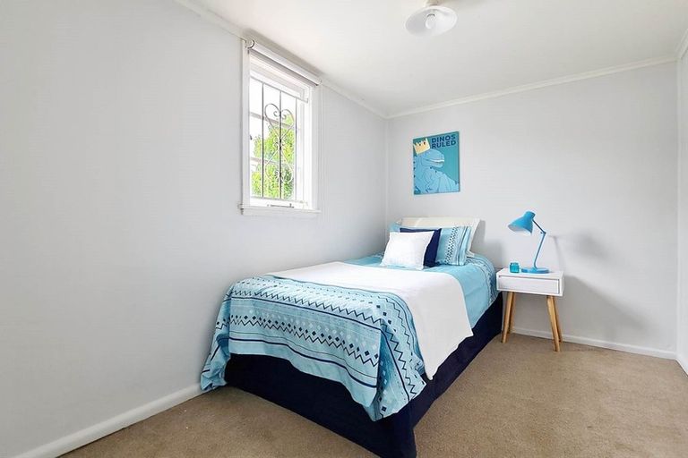 Photo of property in 1/5 Hill Road, Papatoetoe, Auckland, 2025