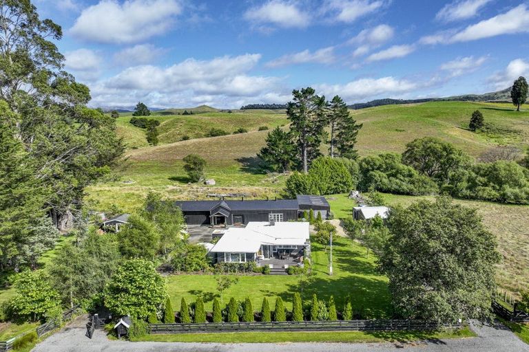 Photo of property in 4934 Puketitiri Road, Puketitiri, Napier, 4184