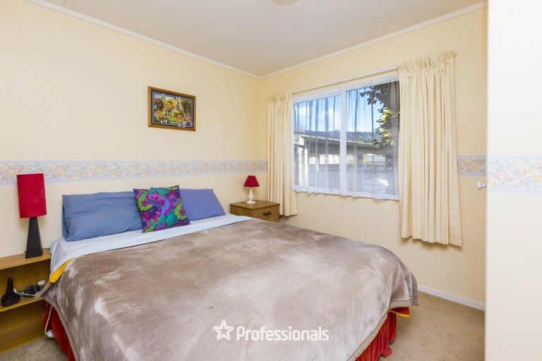 Photo of property in 25 Memphis Grove, Totara Park, Upper Hutt, 5018