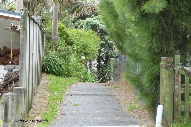 Photo of property in 8 Graham Street, One Tree Point, 0118