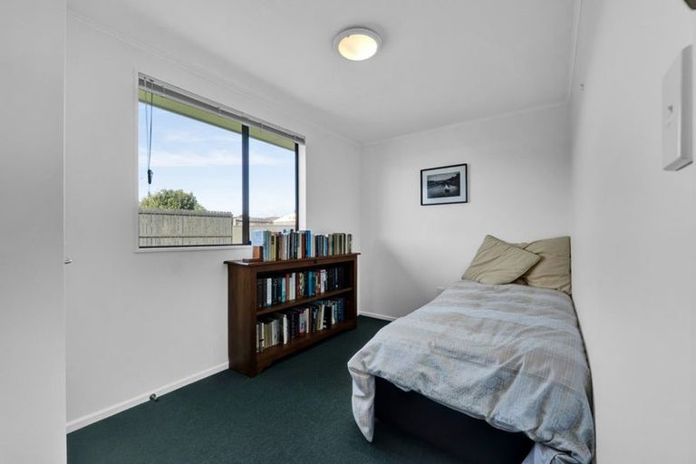 Photo of property in 18 Pohutukawa Drive, Opunake, 4616