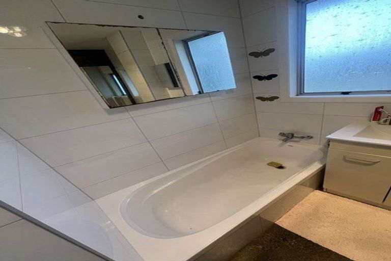 Photo of property in 5 Whenua View, Titahi Bay, Porirua, 5022