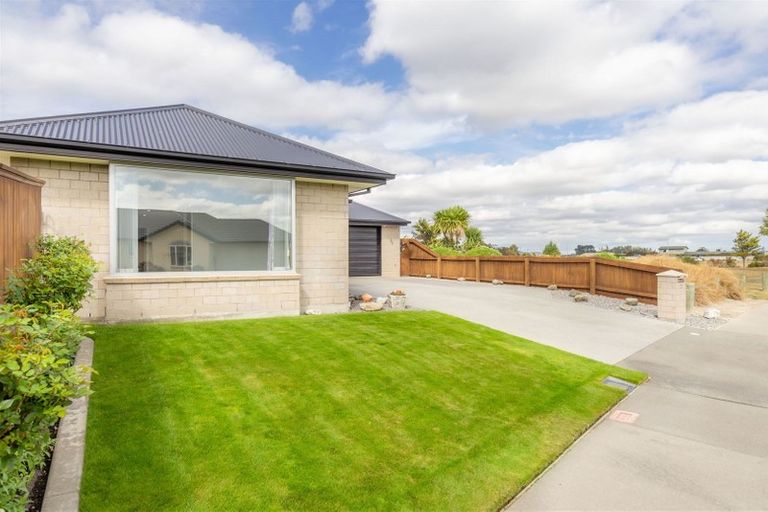 Photo of property in 27 Clematis Place, Wigram, Christchurch, 8042