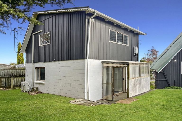 Photo of property in 44 Invergarry Road, Hilltop, Taupo, 3330