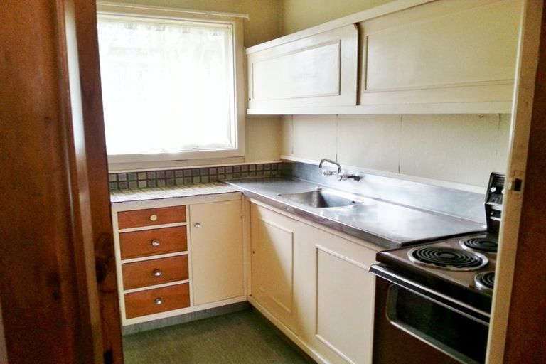Photo of property in 2/33 Champion Street, Edgeware, Christchurch, 8013