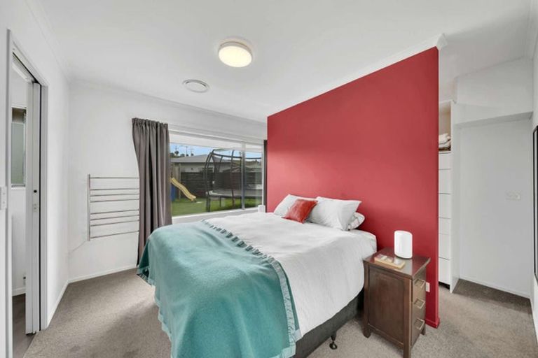 Photo of property in 44 Mcneil Street, Balclutha, 9230