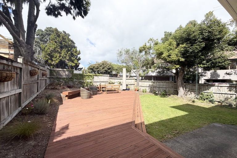 Photo of property in 3/36 Harley Close, Hauraki, Auckland, 0622