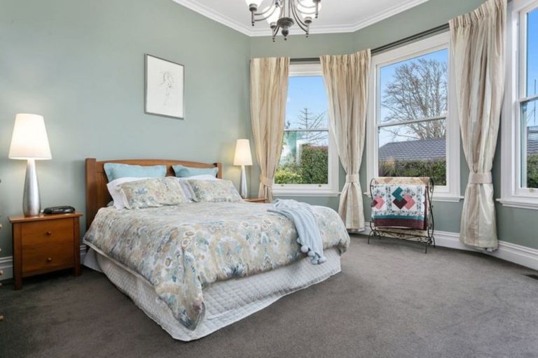 Photo of property in 20 Queen Street, Cambridge, 3434