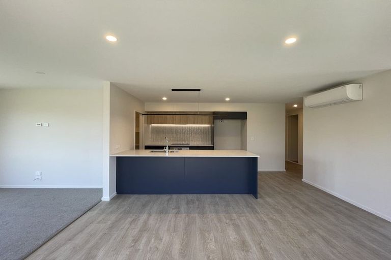 Photo of property in 33 Selfe Crescent, Burwood, Christchurch, 8083