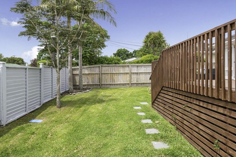 Photo of property in 123 Wharf Road, Te Atatu Peninsula, Auckland, 0610