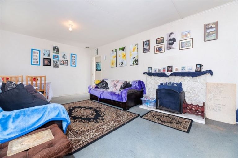 Photo of property in 30 Walters Road, Mount Wellington, Auckland, 1062