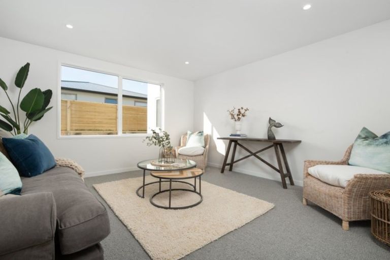 Photo of property in 86 Whakaturou Crescent, Pyes Pa, Tauranga, 3112