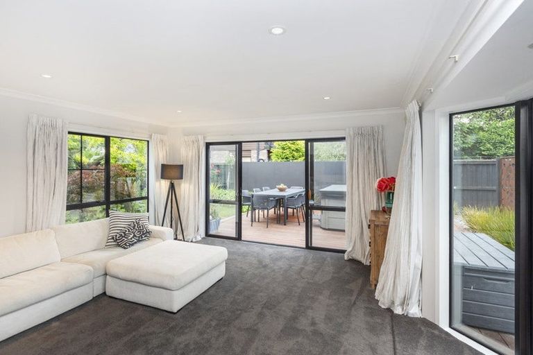 Photo of property in 84 Regency Crescent, Redwood, Christchurch, 8051