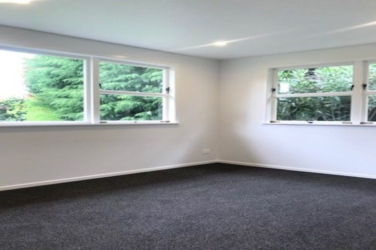 Photo of property in 132 Lancaster Road, Beach Haven, Auckland, 0626