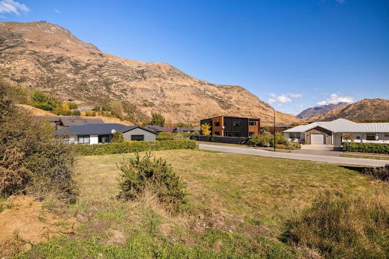 Photo of property in 15 Sandford Terrace, Lower Shotover, Queenstown, 9304