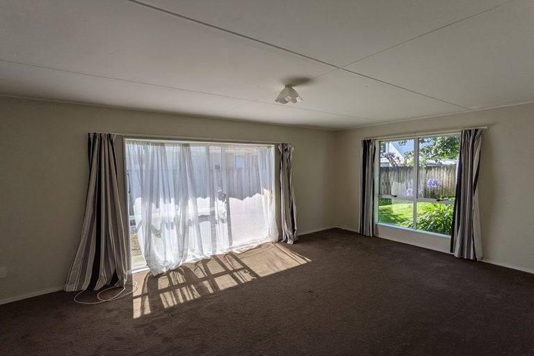 Photo of property in 15 Stirling Street, Levin, 5510