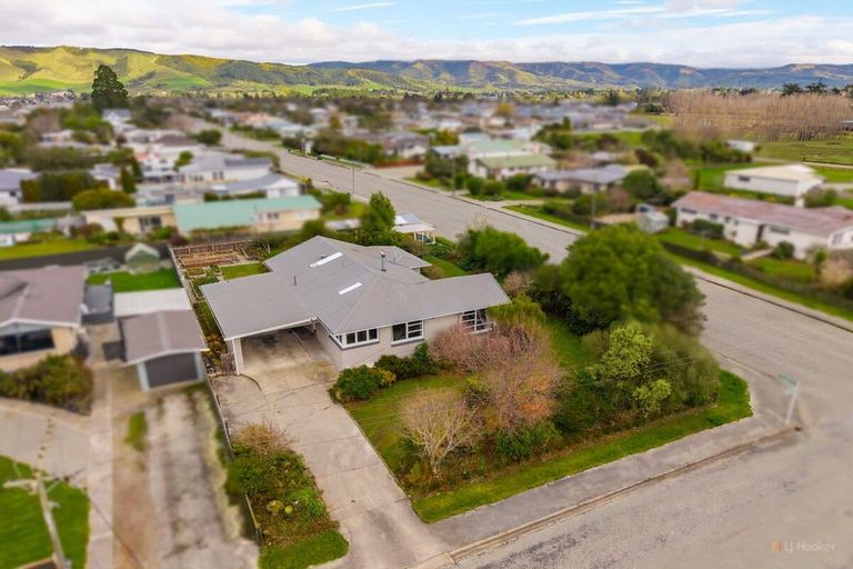 Photo of property in 38 Augustine Street, Waimate, 7924