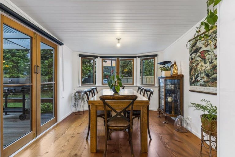 Photo of property in 6 Widdison Place, Whangamata, 3691