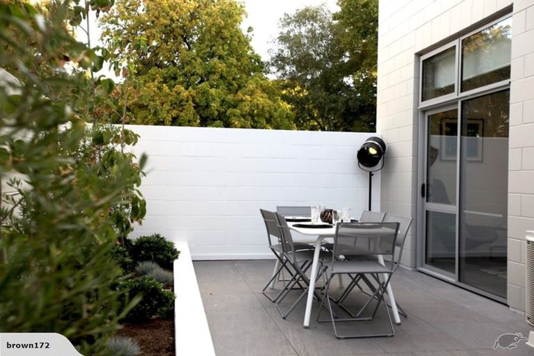 Photo of property in 1/41 Cambridge Terrace, Christchurch Central, Christchurch, 8013