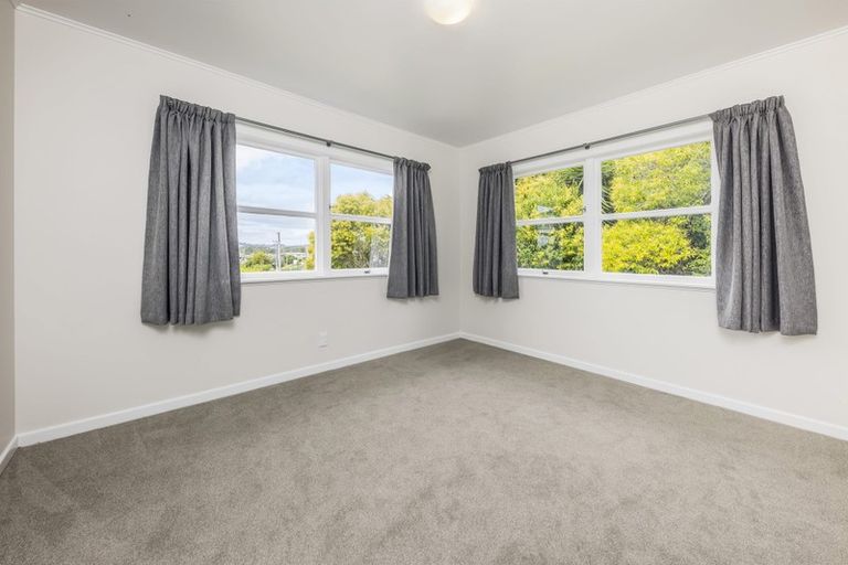 Photo of property in 26 Orams Road, Hillpark, Auckland, 2102