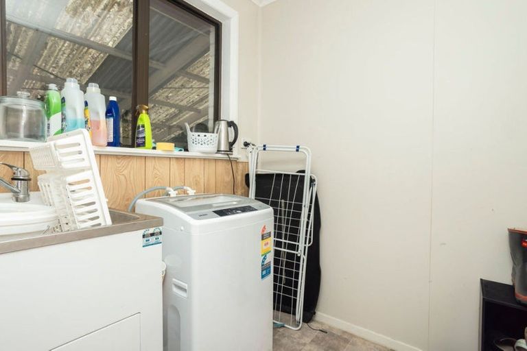 Photo of property in 56 Tennyson Street, Dannevirke, 4930