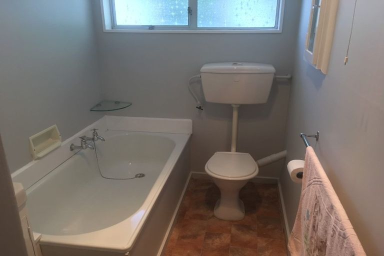 Photo of property in 1/7 Brake Street, Upper Riccarton, Christchurch, 8041