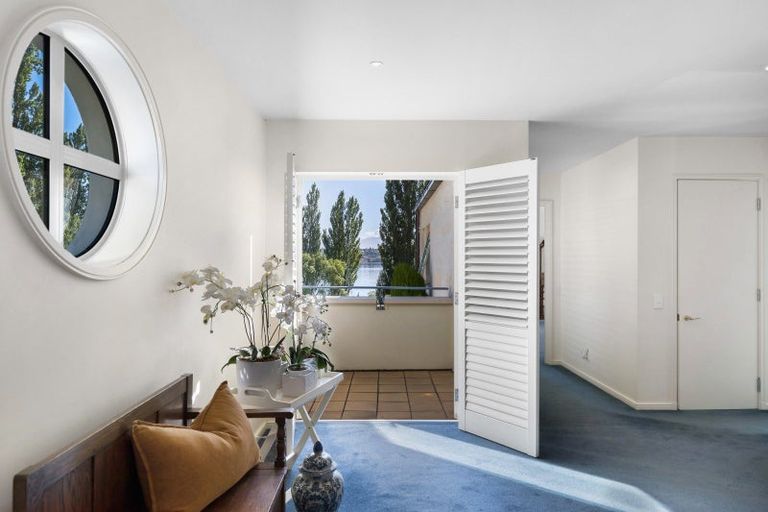 Photo of property in 29 Morrows Mead, Wanaka, 9305