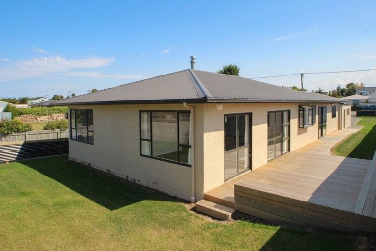 Photo of property in 42 Gordon Street, Weston, Oamaru, 9401