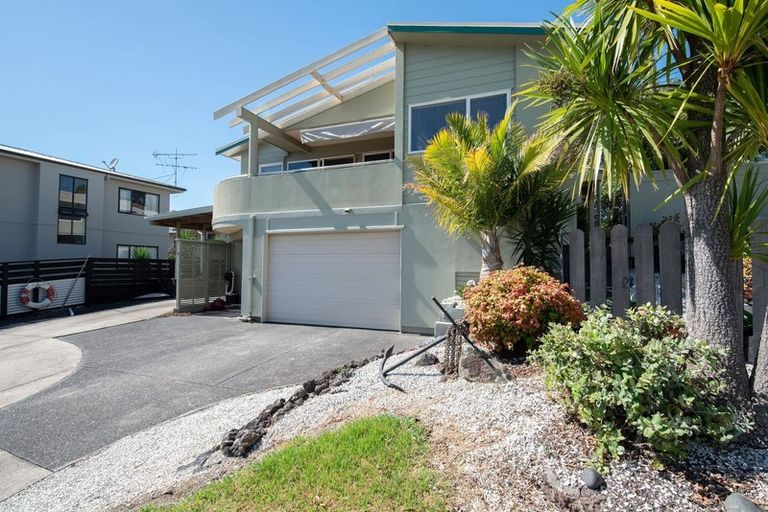 Photo of property in 7 Brightside Road, Stanmore Bay, Whangaparaoa, 0932