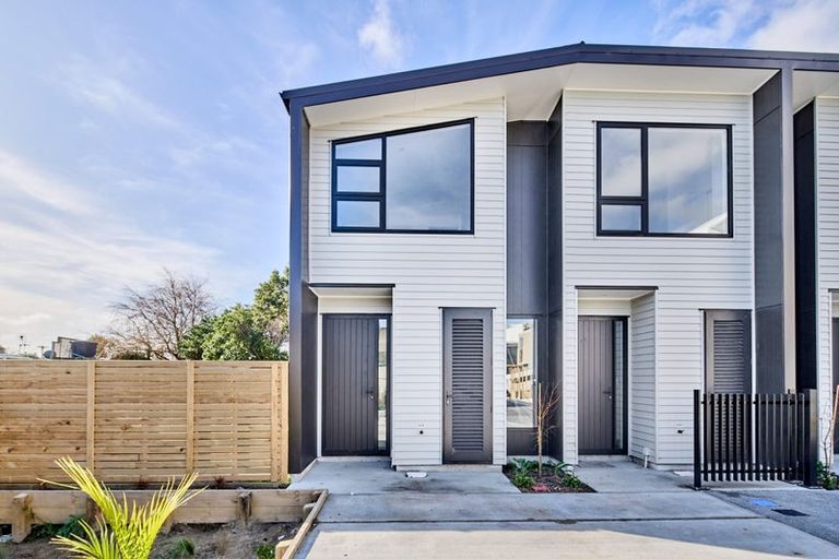 Photo of property in 13 Houhere Street, Paraparaumu, 5032