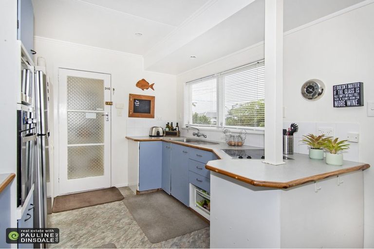 Photo of property in 54 Kokich Crescent, Onerahi, Whangarei, 0110