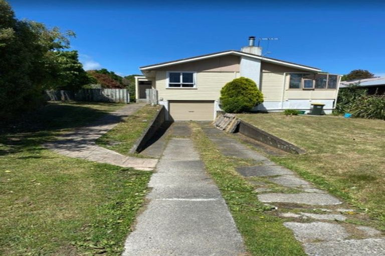 Photo of property in 17 Riwai Street, Paraparaumu, 5032
