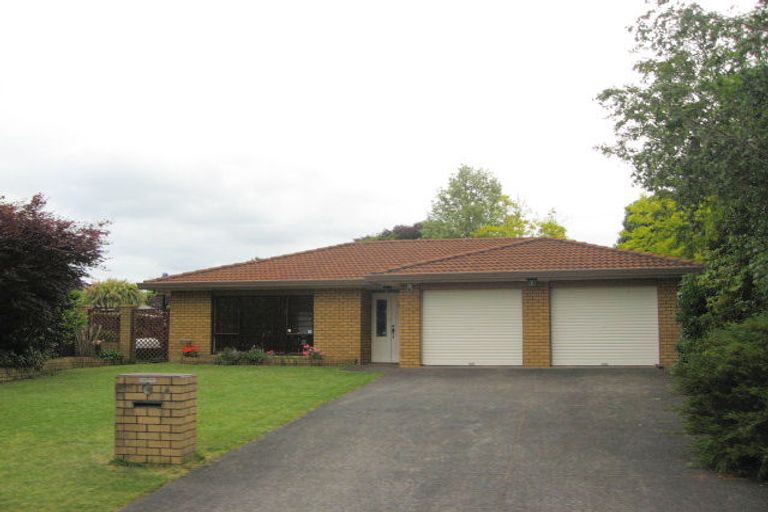 Photo of property in 4 Reynard Terrace, Conifer Grove, Takanini, 2112