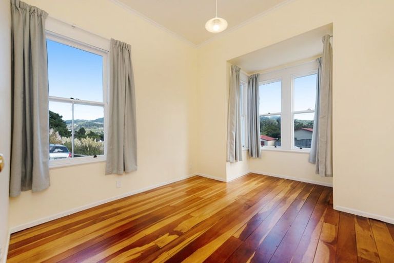 Photo of property in 73 Awatea Street, Ranui, Porirua, 5024