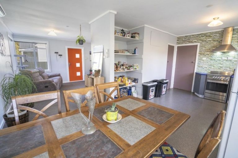 Photo of property in 8 Katrine Street, Otautau, 9610