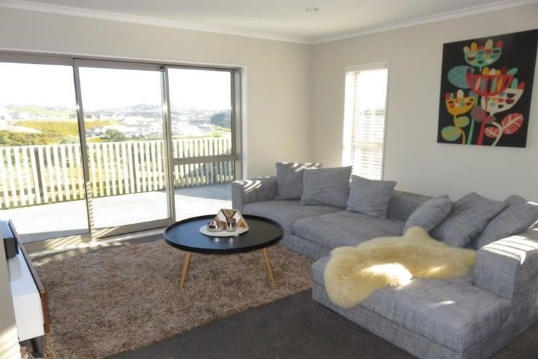 Photo of property in 30b Havana Rise, Grenada Village, Wellington, 6037